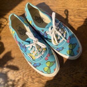 VANS Butterfly Print. Size 6.5.